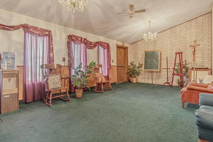 More Photos Of 17321 Old Rome State Rd, Watertown Funeral Home For Sale