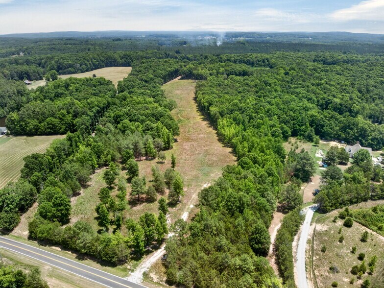 More Photos Of 11202 Rougemont Rd, Bahama Land For Sale