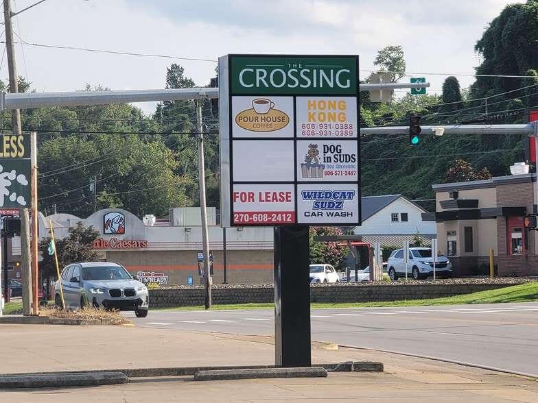 More Photos Of 3333 Louisa St, Catlettsburg Freestanding For Lease