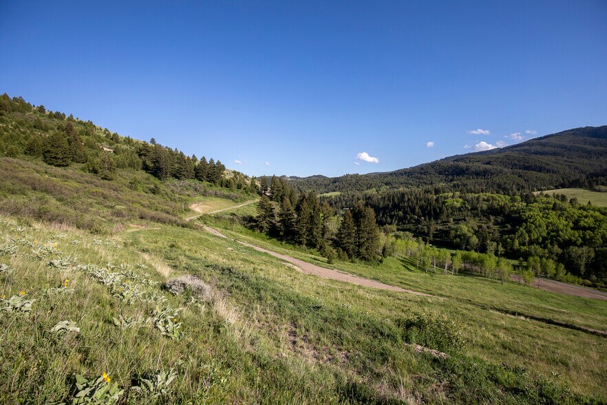 More Photos Of 2 Trail Creek Rd, Bozeman Land For Sale