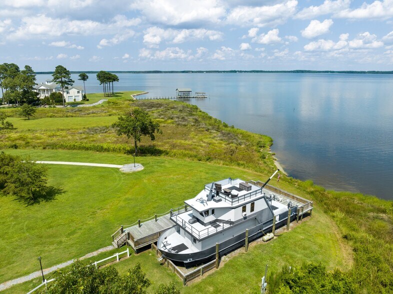 More Photos Of 220 Pungo Shores, Belhaven Lodge Meeting Hall For Sale