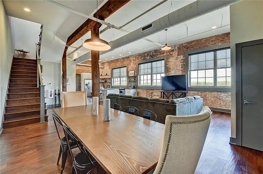 More Photos Of 740 E North St, Indianapolis Apartments For Sale