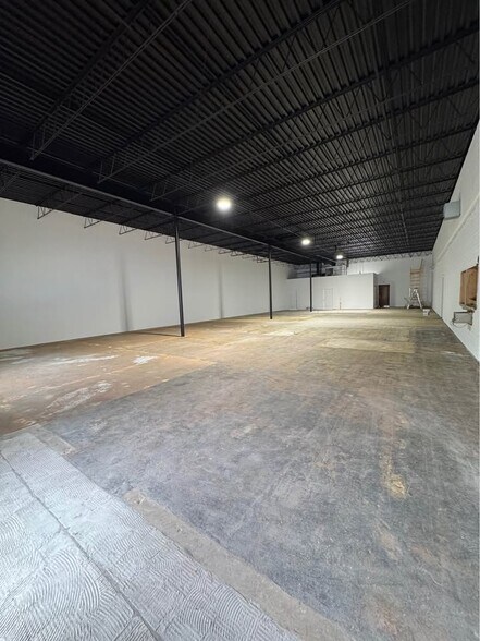 More Photos Of 130 W Smith St, Corry Storefront For Lease