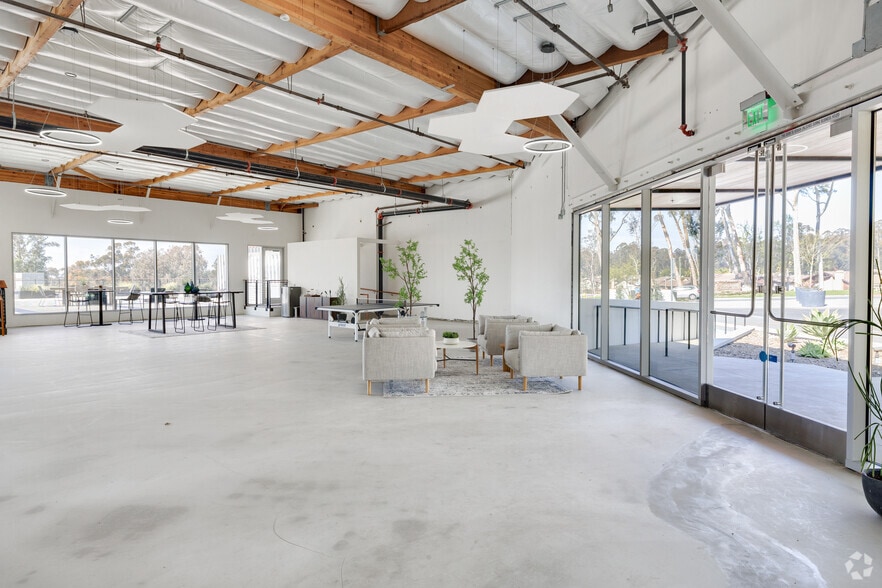 More Photos Of 10225 Willow Creek Rd, San Diego Light Manufacturing For Sale