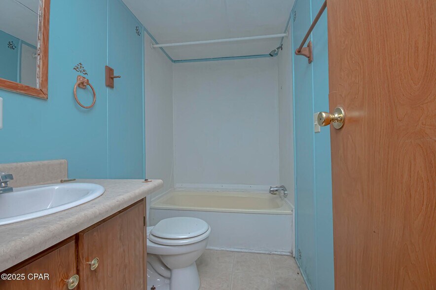 More Photos Of 7622 McElvey Rd, Panama City Beach Industrial For Sale