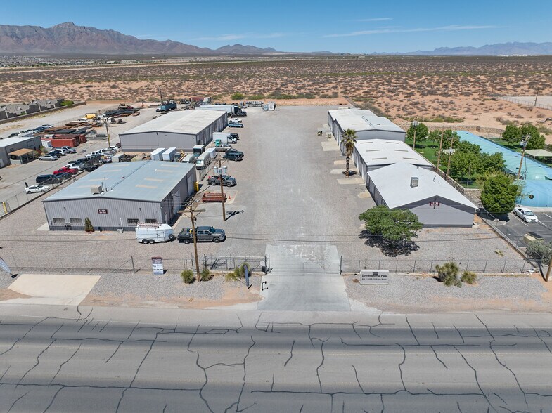 More Photos Of 10893 Dyer St, El Paso Unknown For Lease