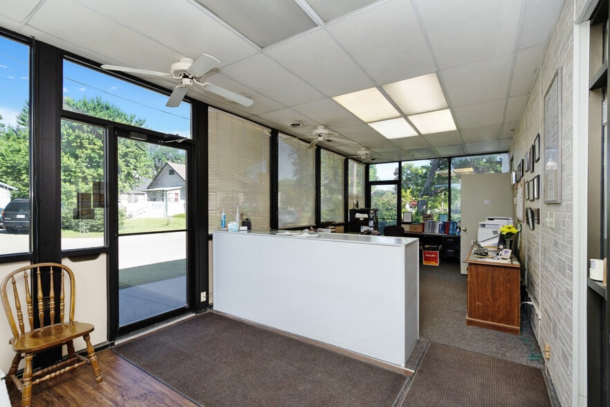 More Photos Of 625 N Calhoun St, Junction City Industrial For Sale