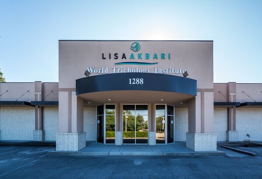 More Photos Of 1288 Sycamore View Rd, Memphis Medical For Sale