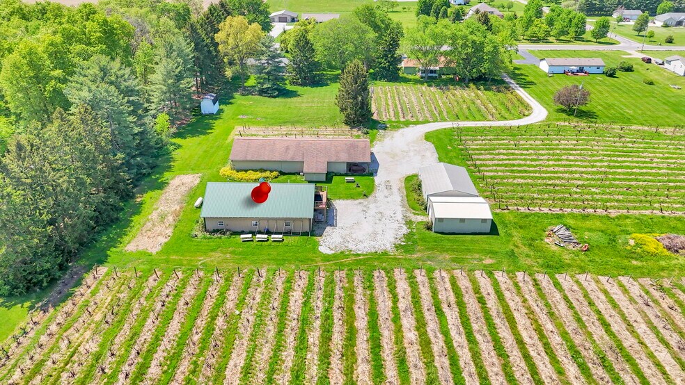 More Photos Of 1900 Winchester Southern Rd, Canal Winchester Winery Vineyard For Sale