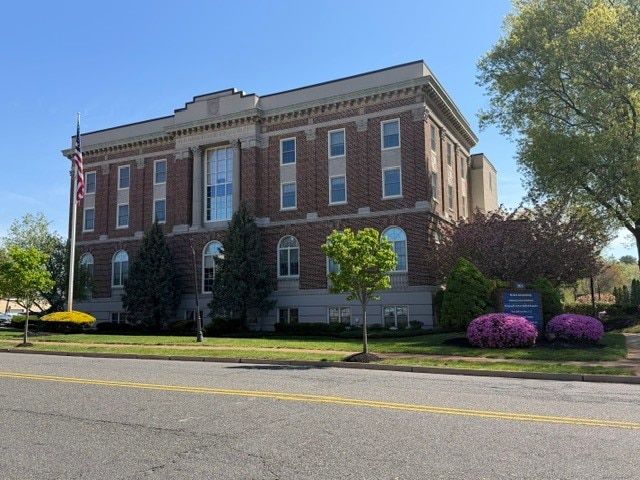 More Photos Of 365 Broad St, Red Bank Medical For Sale
