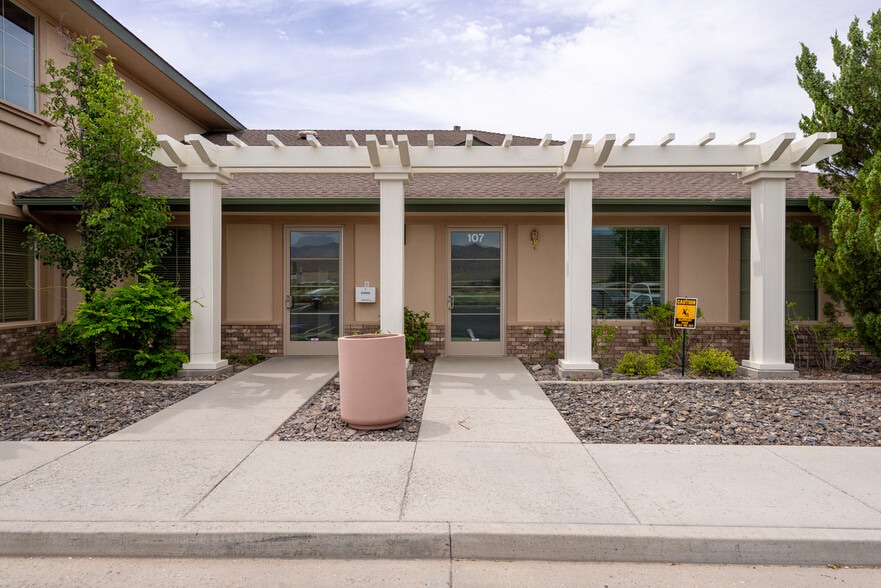 More Photos Of 5 Pine Cone Rd, Dayton Office For Sale