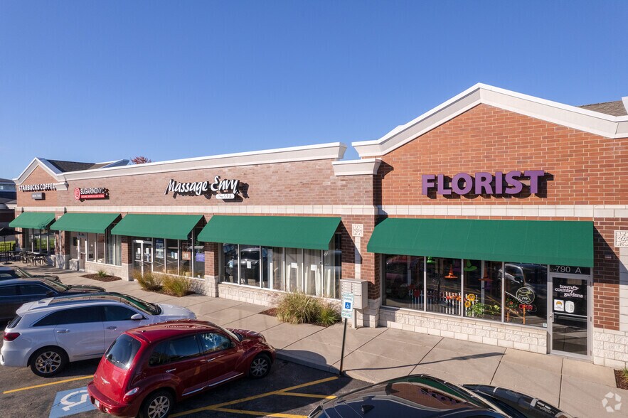 More Photos Of 702-750 S Randall Rd, Algonquin Unknown For Lease