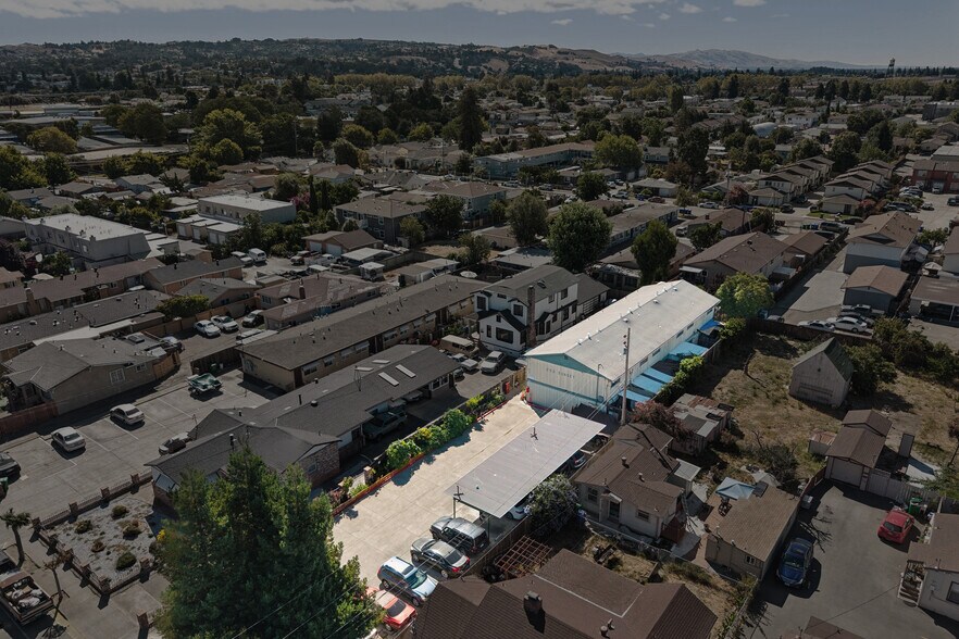 More Photos Of 203 Sunset Blvd, Hayward Apartments For Sale