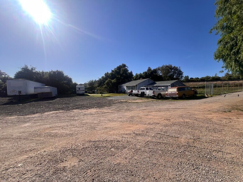 More Photos Of 3328 Alpine Blvd, Alpine Land For Lease