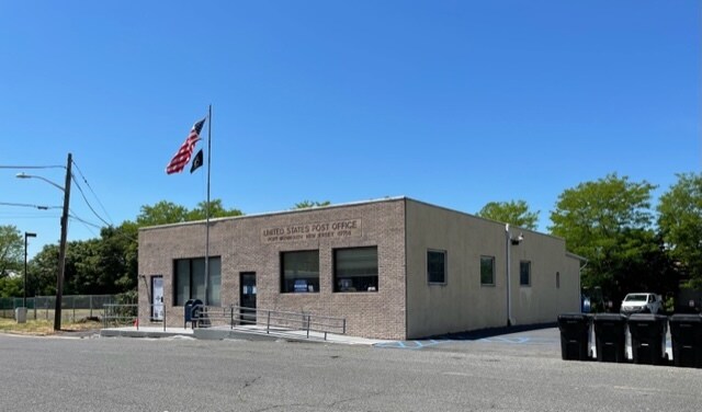Primary Photo Of 177-181 Main St, Port Monmouth Storefront Retail Office For Sale