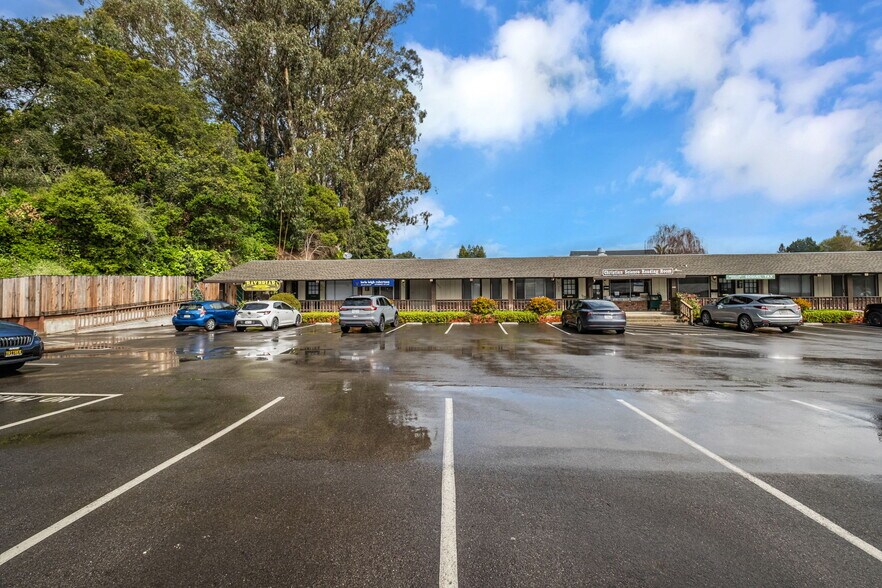 More Photos Of 3013-3035 Porter St, Soquel Office For Sale