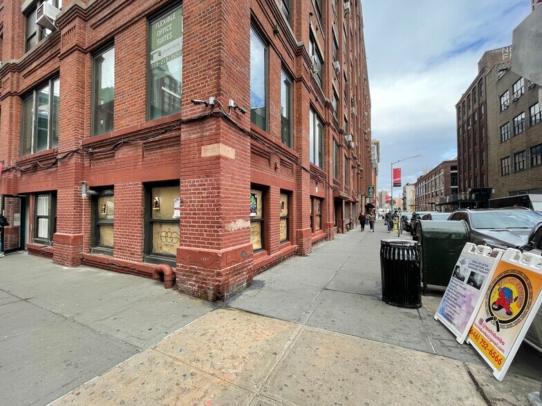 More Photos Of 58-78 Jay St, Brooklyn Office Residential For Lease