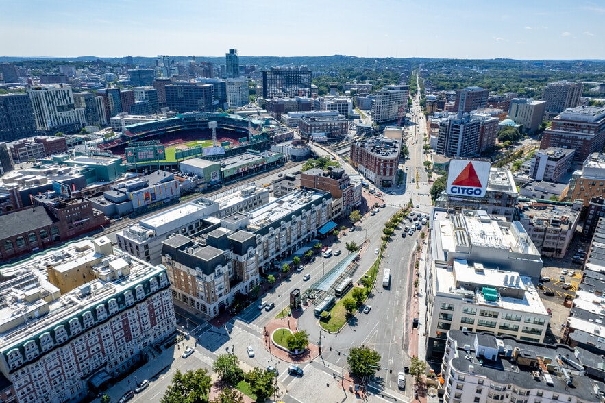 More Photos Of 500 Commonwealth Ave, Boston Hotel For Lease