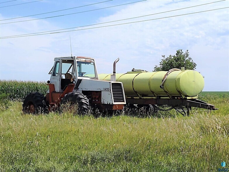 More Photos Of 1300 SE 3rd Ave, Miller Land For Sale