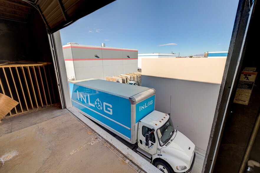 More Photos Of 5461 Arville St, Las Vegas Warehouse For Lease