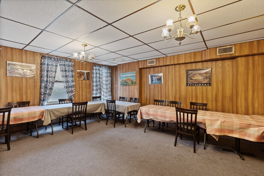 More Photos Of 663 W Pratt St, Baltimore Storefront Retail Residential For Sale