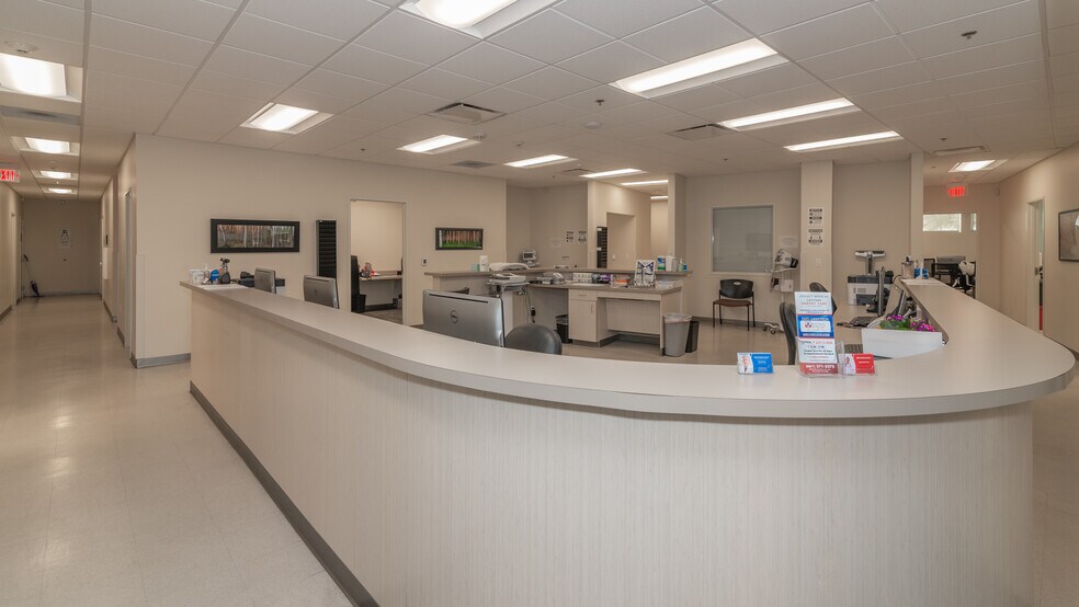 More Photos Of 4500 Morning Dr, Bakersfield Medical For Lease