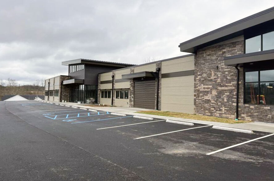 More Photos Of 14 University Estates Blvd, Athens Healthcare For Lease