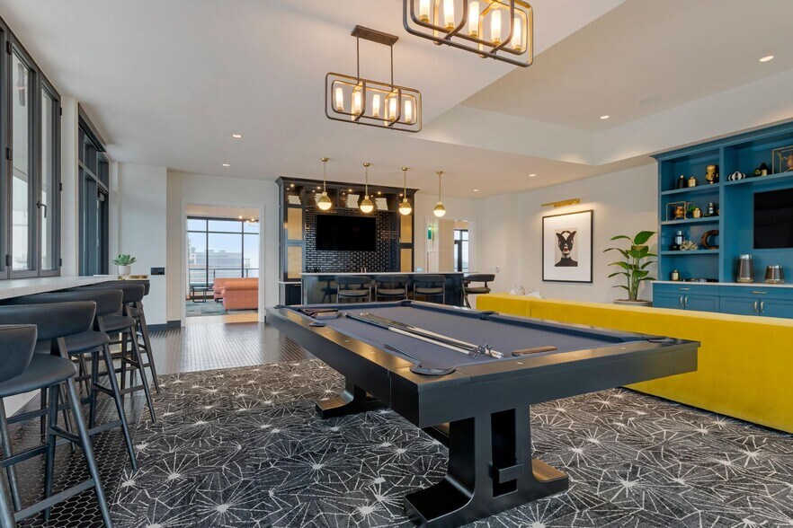 More Photos Of 615 S 8th St, Minneapolis Apartments For Lease