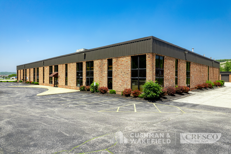 Primary Photo Of 10111 Sweet Valley Dr, Valley View Warehouse For Lease