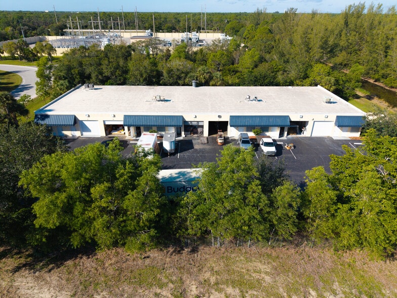 More Photos Of 15935 Assembly Loop, Jupiter Warehouse For Sale