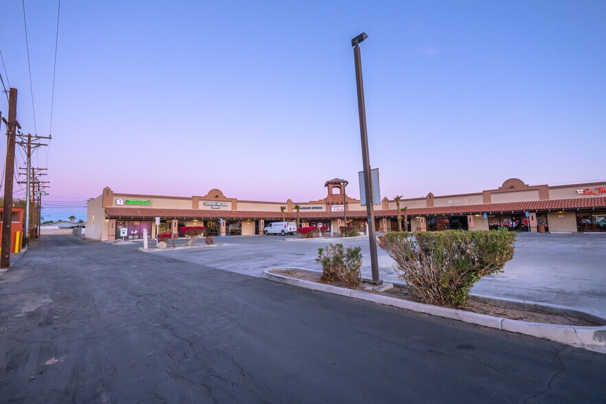 More Photos Of 1950 S 4th St, El Centro General Retail For Sale