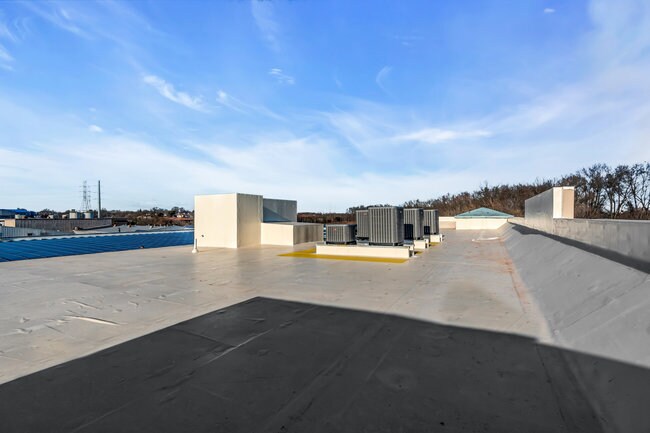 More Photos Of 374 Green St, Woodbridge Coworking Space