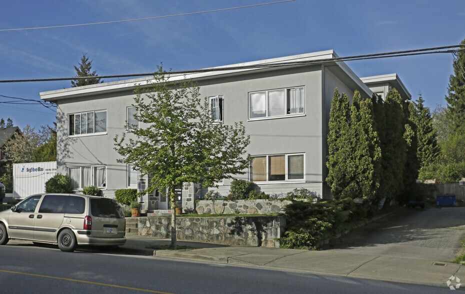 More Photos Of 629 Twelfth St, New Westminster Apartments For Sale