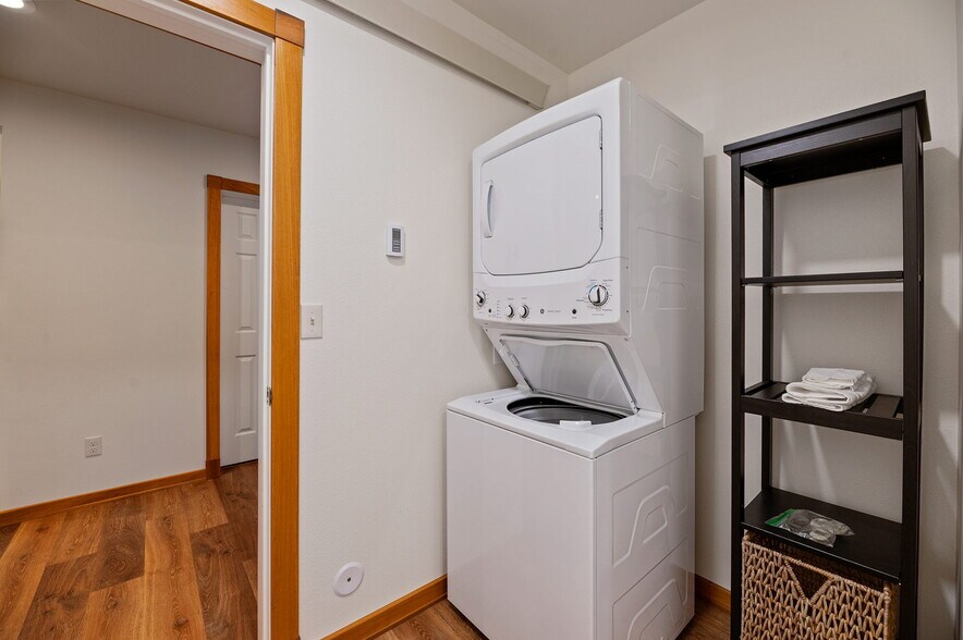 More Photos Of 10888 Rimrock Pl, Spearfish Hotel For Sale