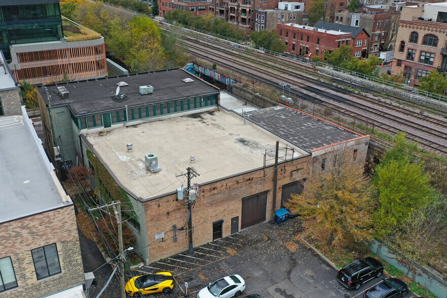 More Photos Of 415 N Aberdeen St, Chicago Loft Creative Space For Lease