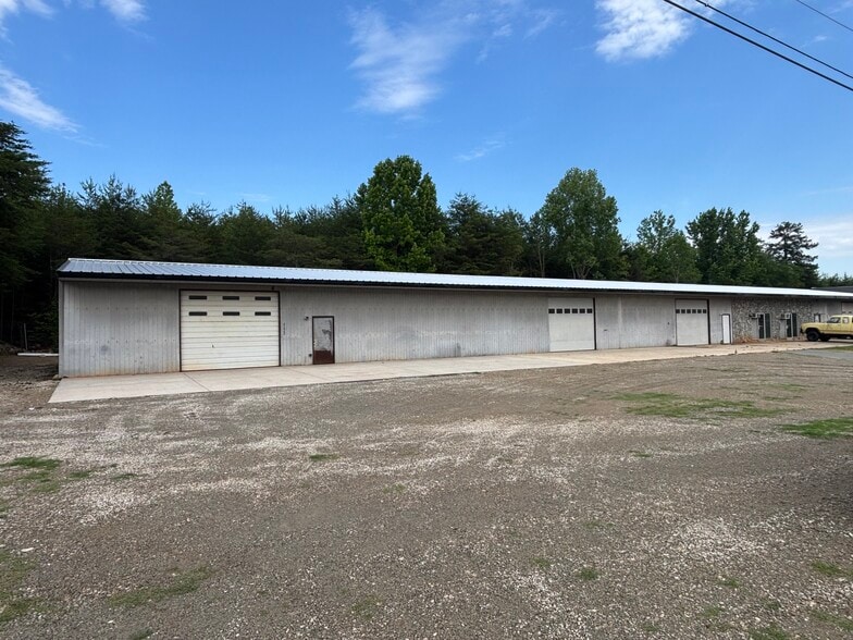Primary Photo Of 4234 Burnwood Trl, Denver Warehouse For Lease