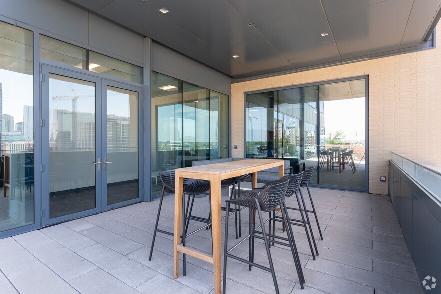 More Photos Of 615 3rd Ave S, Nashville Office For Lease