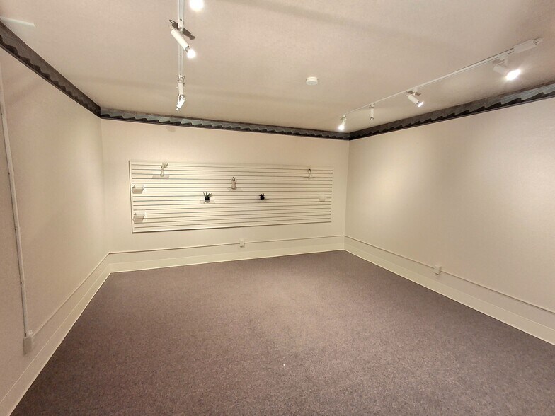 More Photos Of 1380 US Hwy 395, Gardnerville Office Residential For Sale