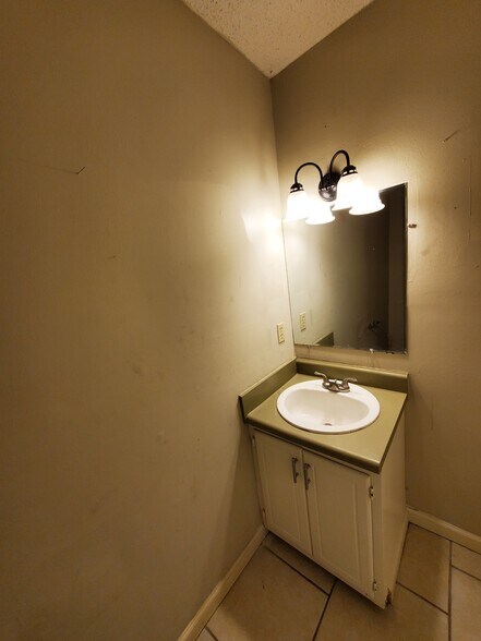 More Photos Of , Baton Rouge Multifamily For Sale