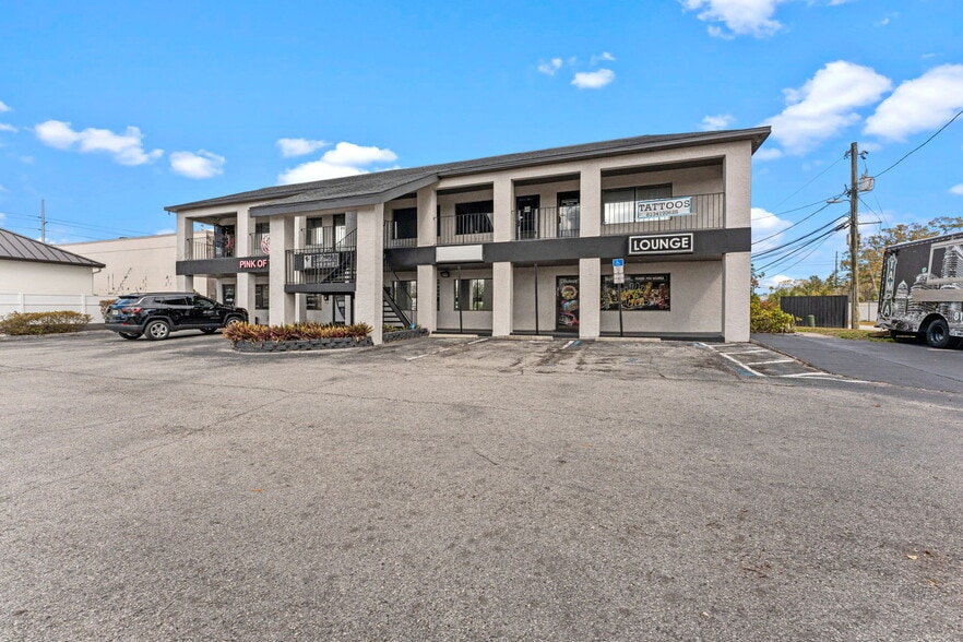 More Photos Of 3007 W Cypress St, Tampa General Retail For Sale