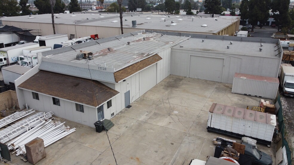 More Photos Of 17128 Roseton Ave, Artesia Industrial For Sale