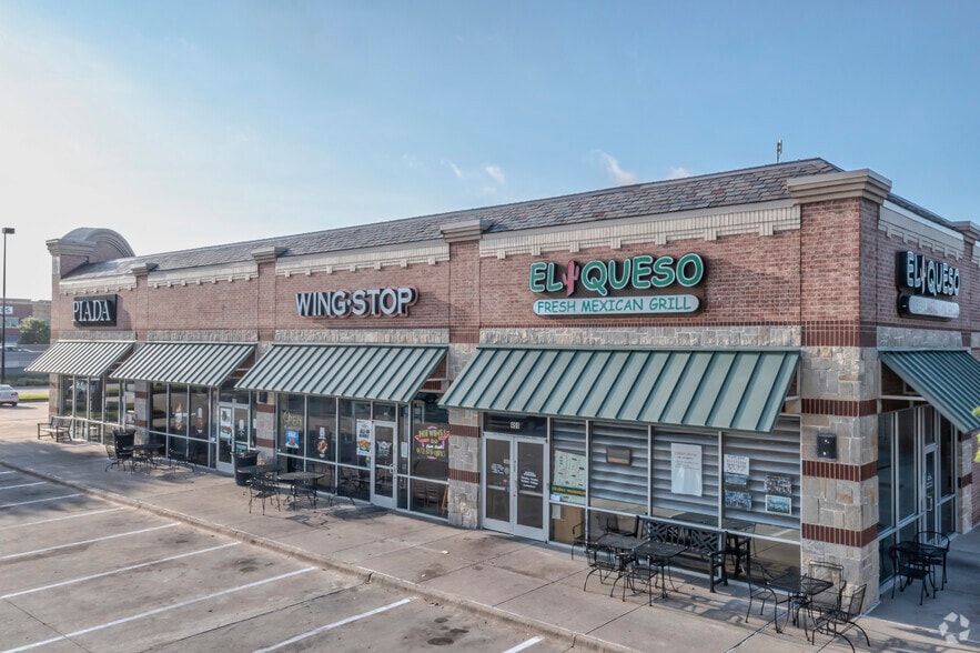 More Photos Of 3305-3645 Dallas Pky, Plano Unknown For Lease