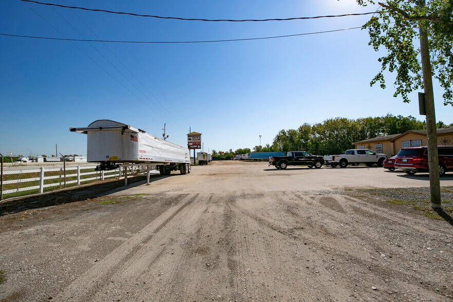 35049 Katy Fwy, Brookshire, TX 77423 Land For Sale