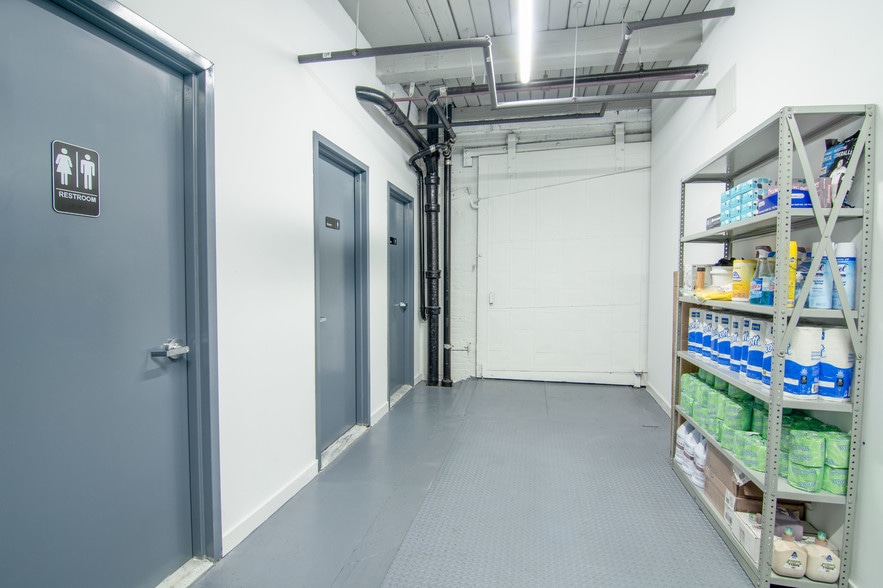 More Photos Of 728 E 136th St, Bronx Manufacturing For Lease