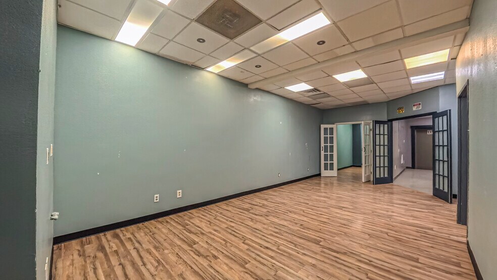 More Photos Of 6111 W Amarillo Blvd, Amarillo Medical For Sale