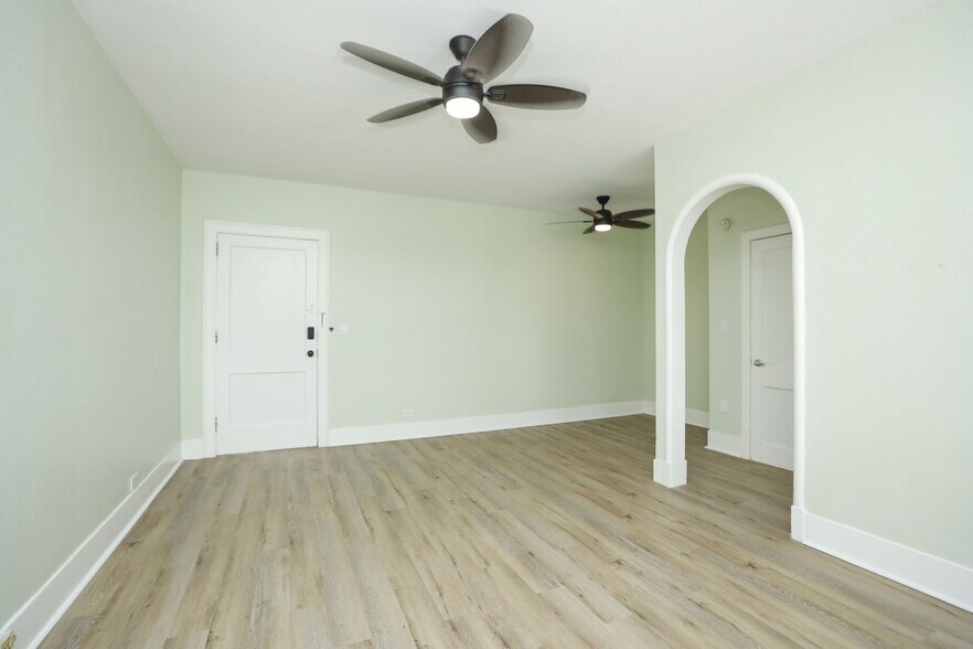 More Photos Of 717 Broadway St, Galveston Apartments For Sale