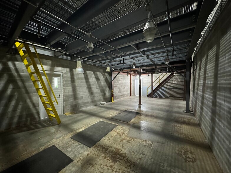 More Photos Of 110 Pomponio Ave, South Plainfield Manufacturing For Sale