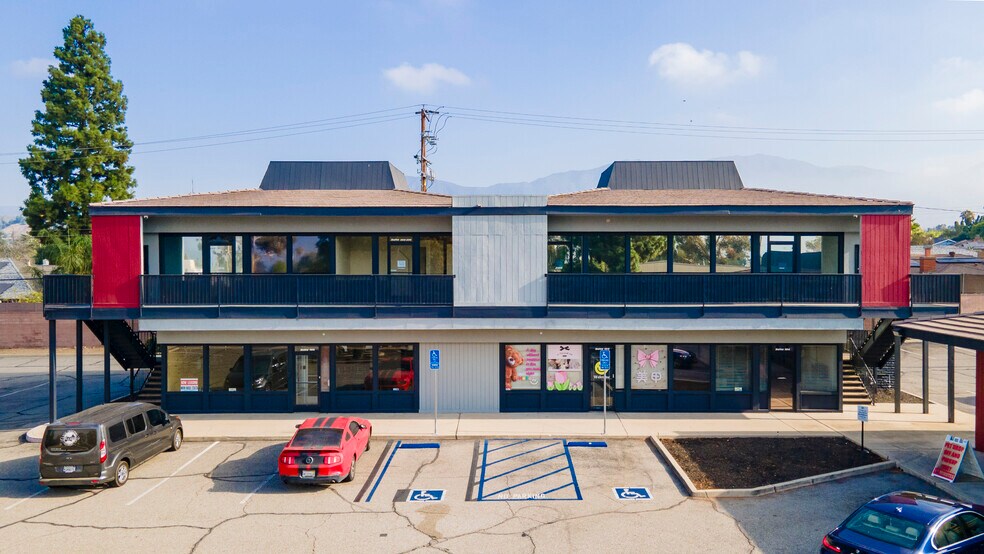 More Photos Of 985-987 W Foothill Blvd, Claremont Unknown For Lease