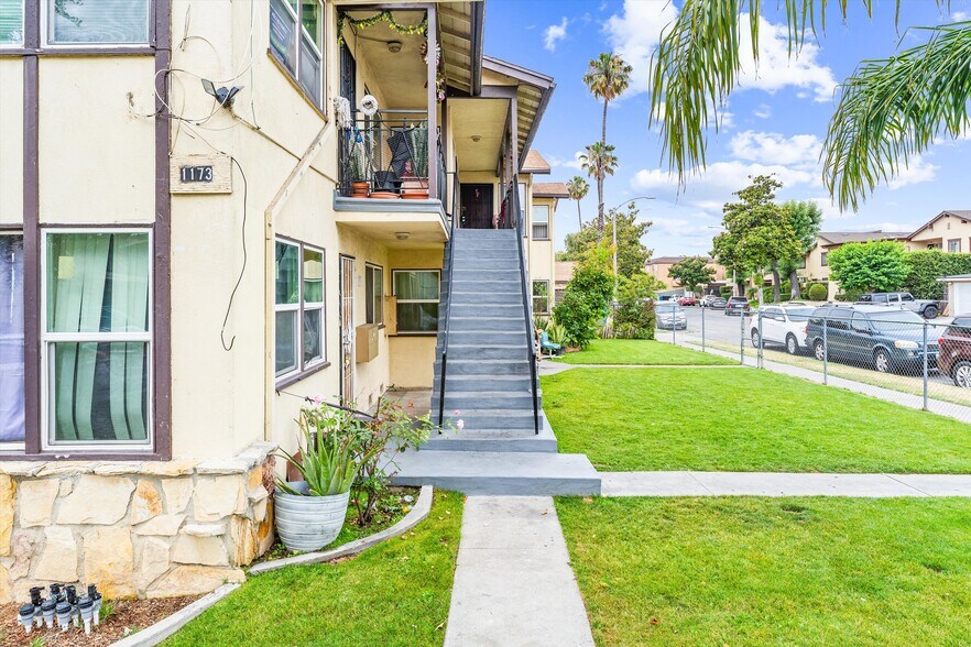 More Photos Of 1173 N Mayfair Ave, Anaheim Apartments For Sale