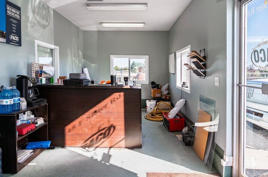 More Photos Of 48F Slater Road, Strathmore Industrial For Lease